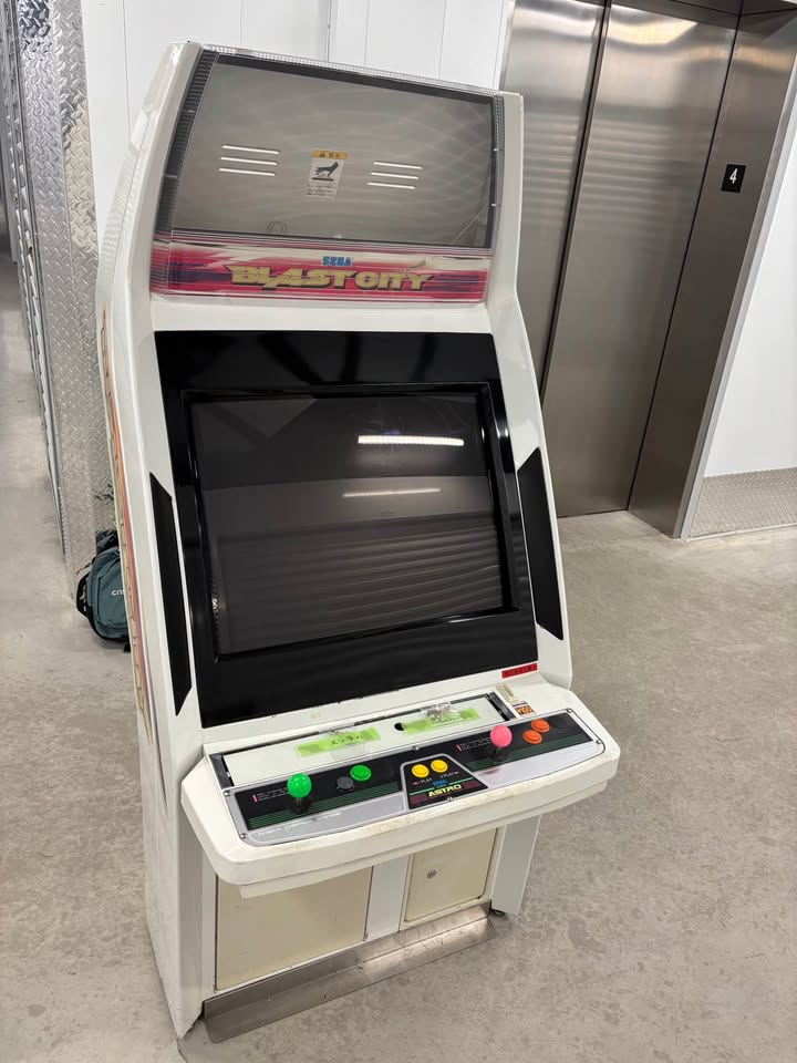 SEGA Blast City — Classic white candy cabinet
